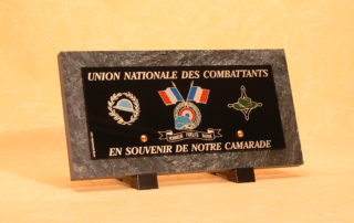 Plaque funéraire anciens combattants UNC